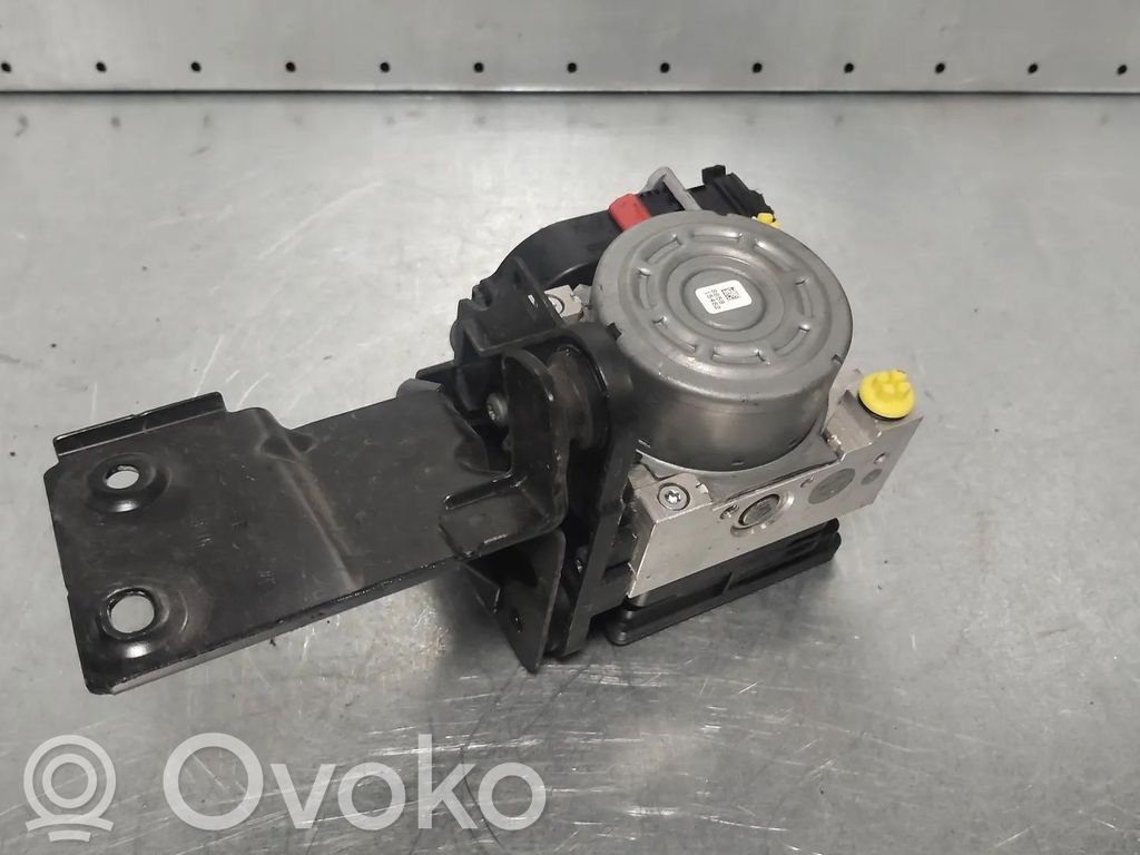 Volkswagen Golf VII ABS bloks 