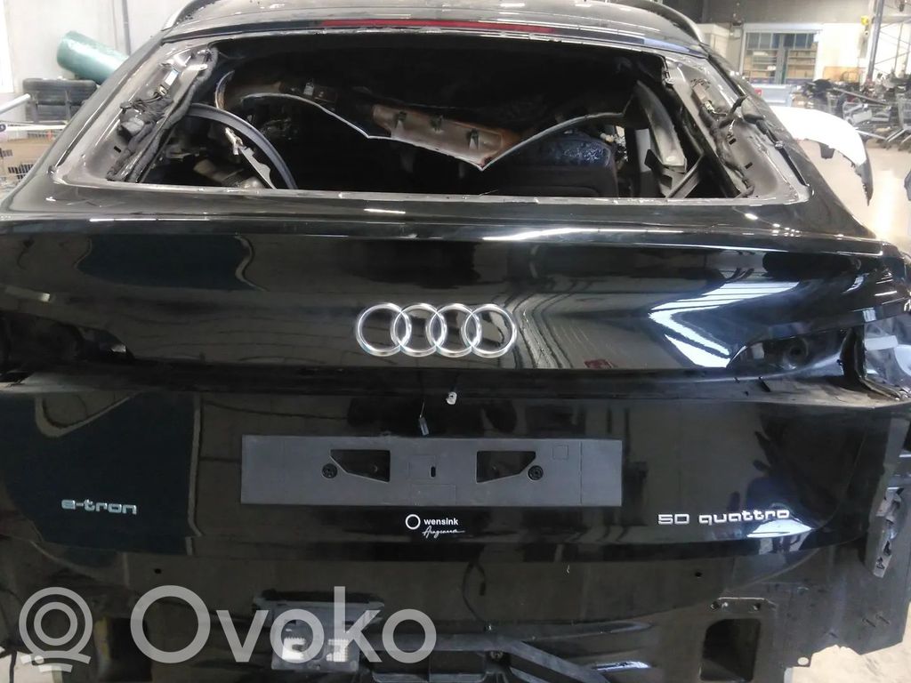 Audi e-tron Tailgate/trunk/boot lid 