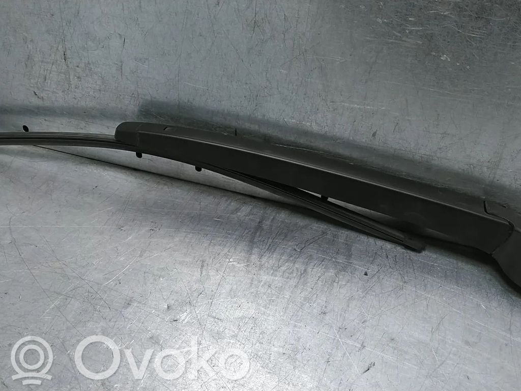 Skoda Scala Braccio della spazzola tergicristallo posteriore