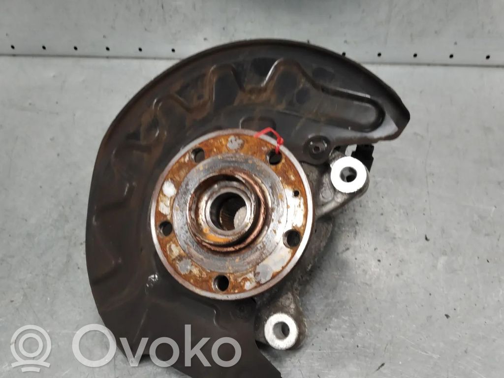 Volkswagen Golf VII Fuso a snodo con mozzo ruota anteriore 