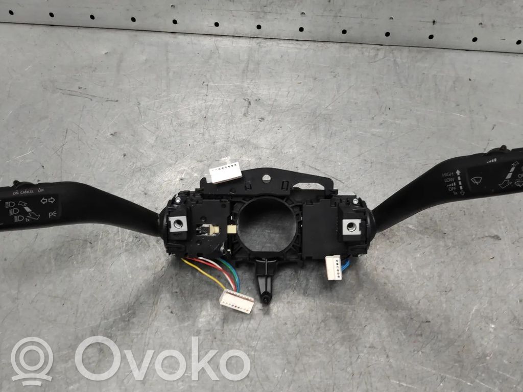 Volkswagen Golf VI Bloc semnalizator și ștergător parbriz 