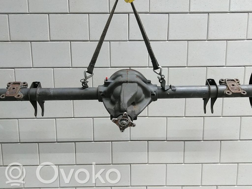 Mercedes-Benz Sprinter W906 Belka osi tylnej z reduktorem 