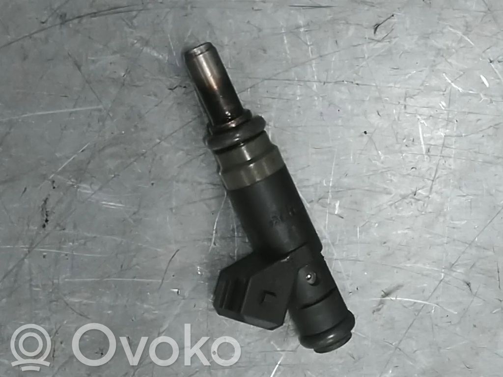 BMW 1 E81 E87 Injector combustibil 