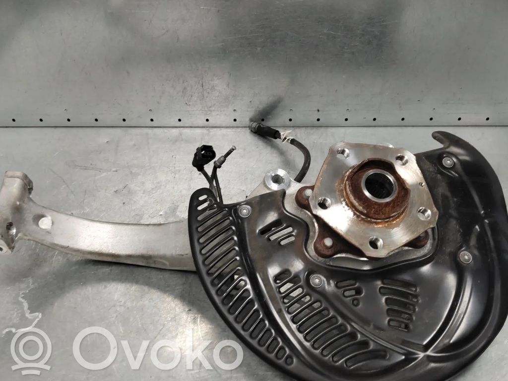 Achsschenkel vorne   4M0407241K,4M0407253K,4M0407559