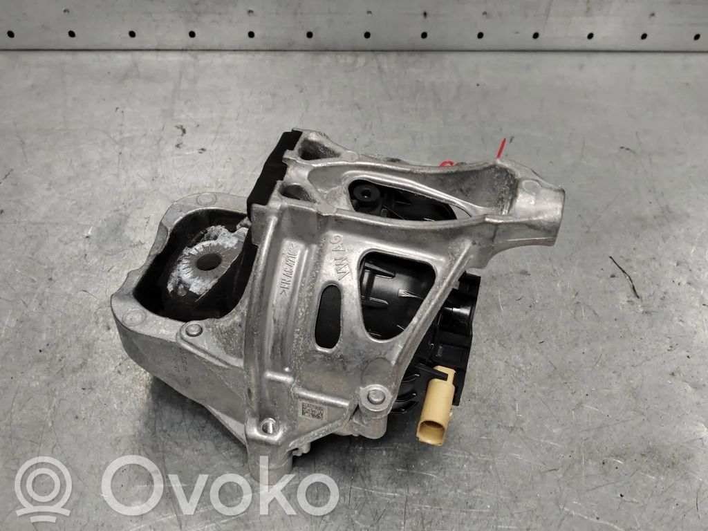 Audi A5 Engine mount bracket 