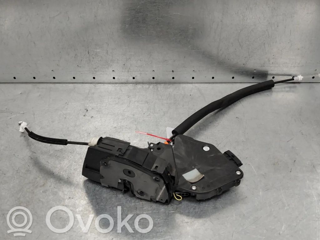 Jaguar XE Front door lock 