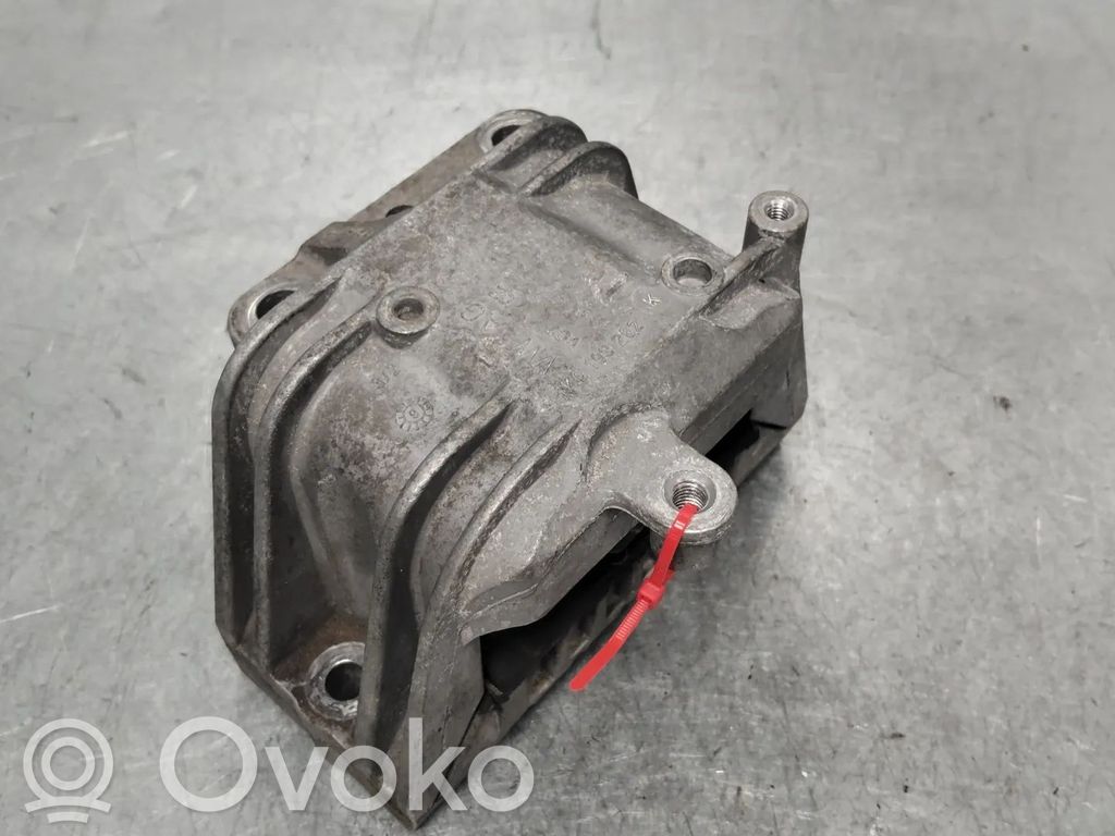 Volkswagen Golf V Soporte de montaje del motor 