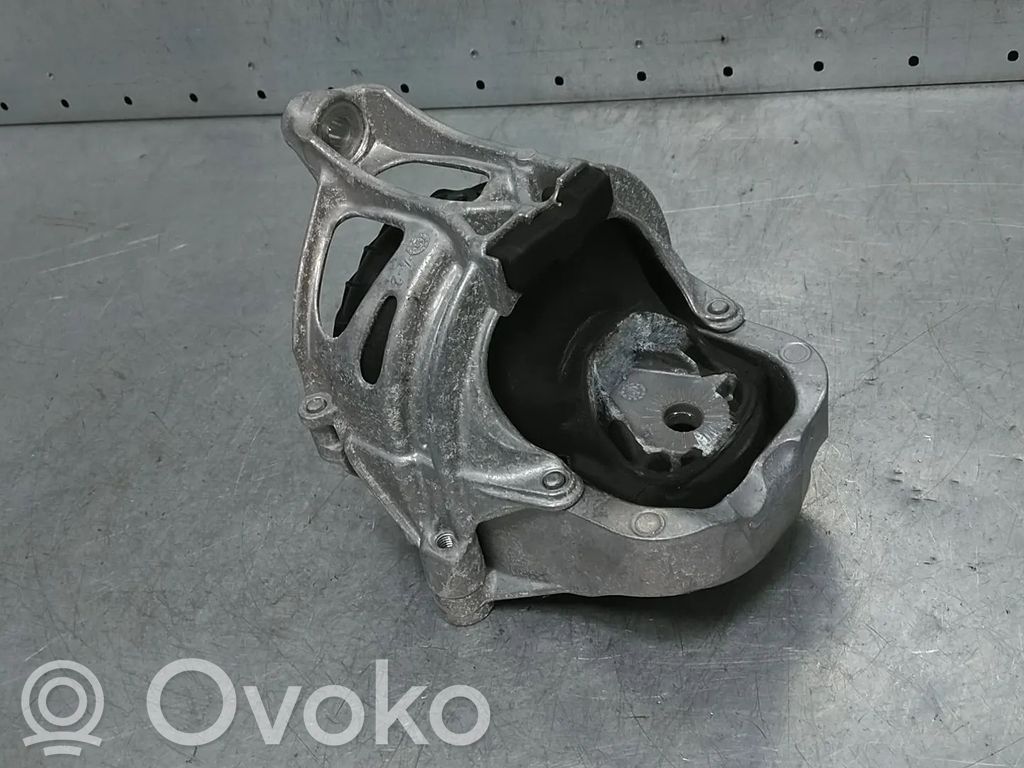 Audi A5 Engine mount bracket 