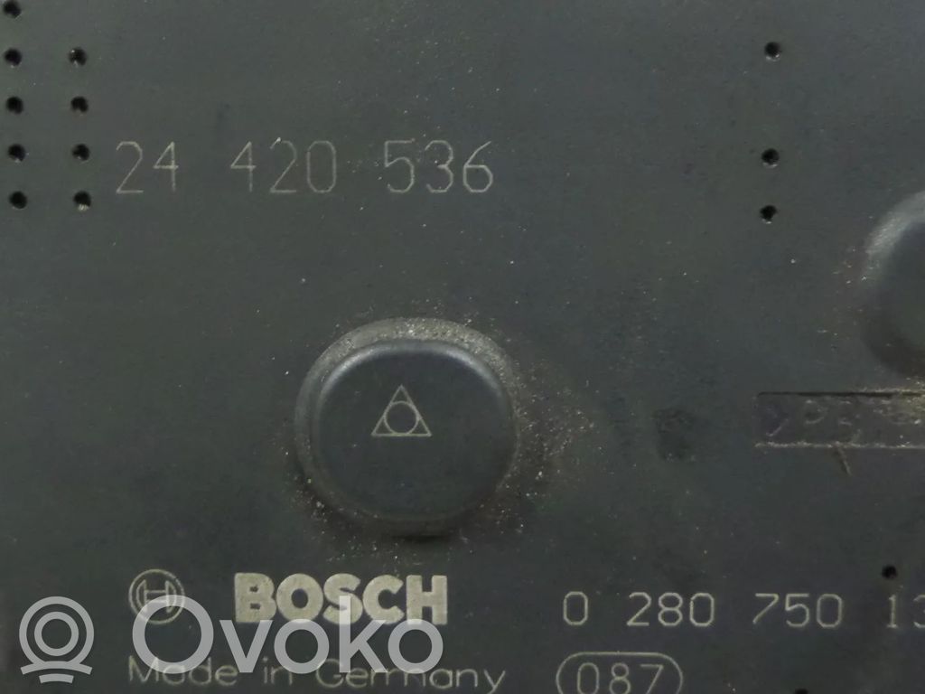Opel Corsa D Generatorius 