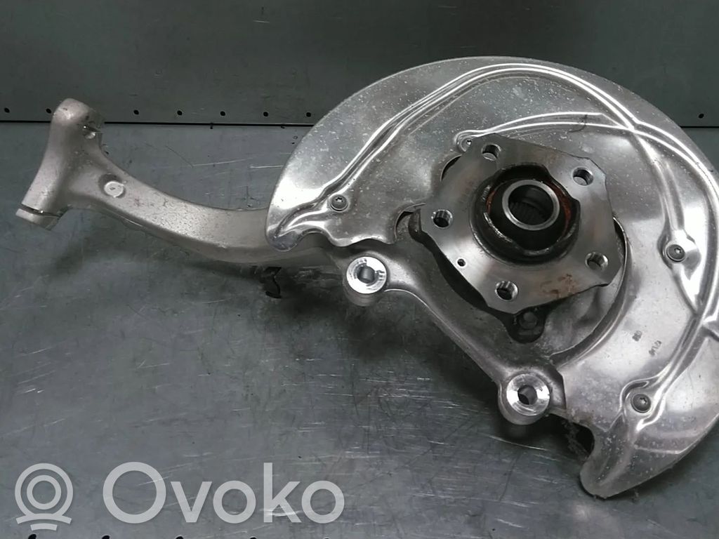 Achsschenkel vorne   8W0407242F,8W0407254F,8W0407560,DDWA