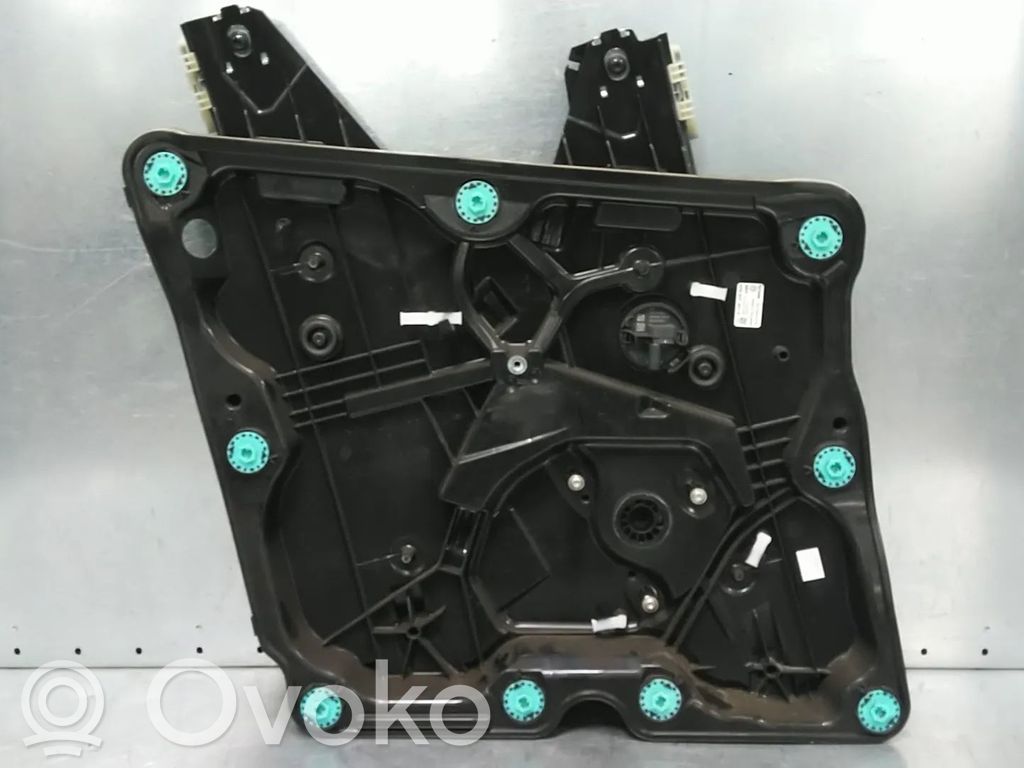 Volkswagen Golf VIII Macara geam față fără motor 