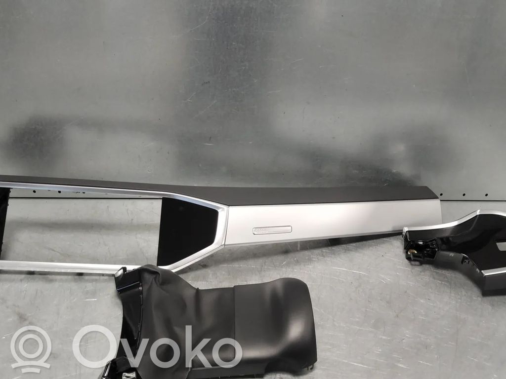 Audi Q3 F3 Alte piese de interior 