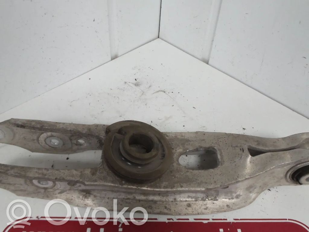 Audi A4 S4 B9 Braț cu fuzetă spate 