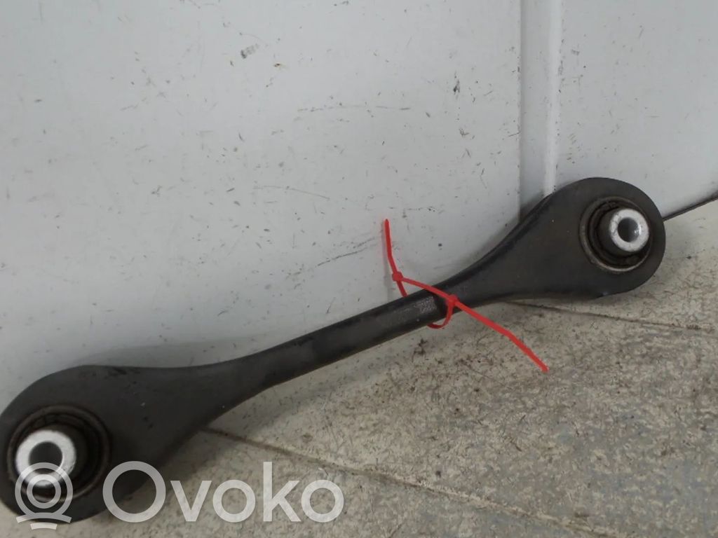 Volkswagen PASSAT B8 Achsschenkel hinten 