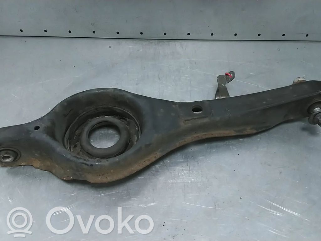 Ford Focus Aizmugurē riteņa rumbas vārpstas šarnīrs (stupica, capfa) 