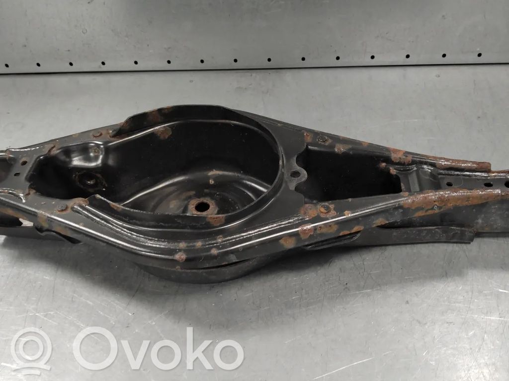 Volvo XC40 Fuso a snodo con mozzo ruota posteriore 
