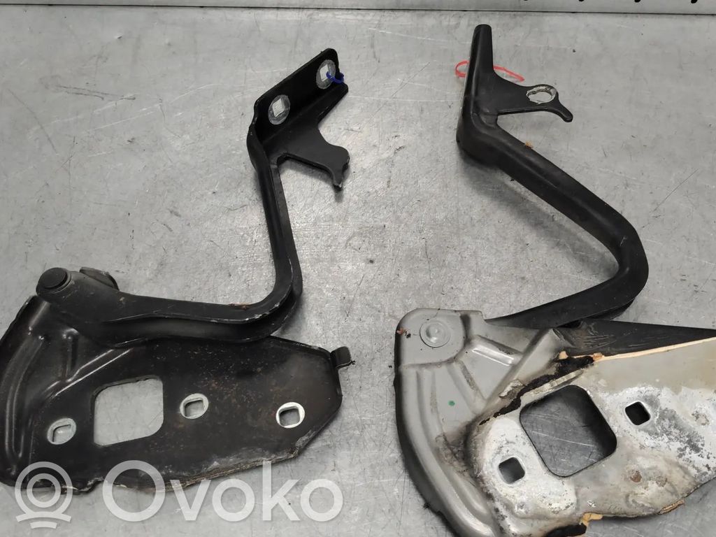 Ford Ka Engine bonnet/hood hinges 
