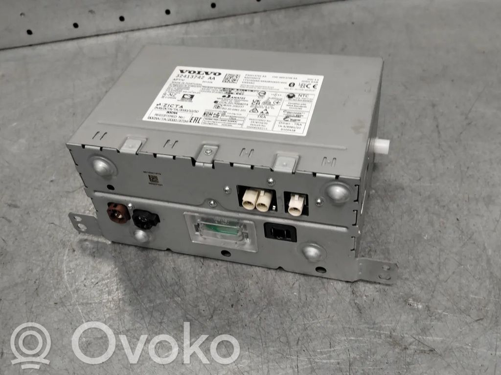 Volvo XC90 Panel radia 