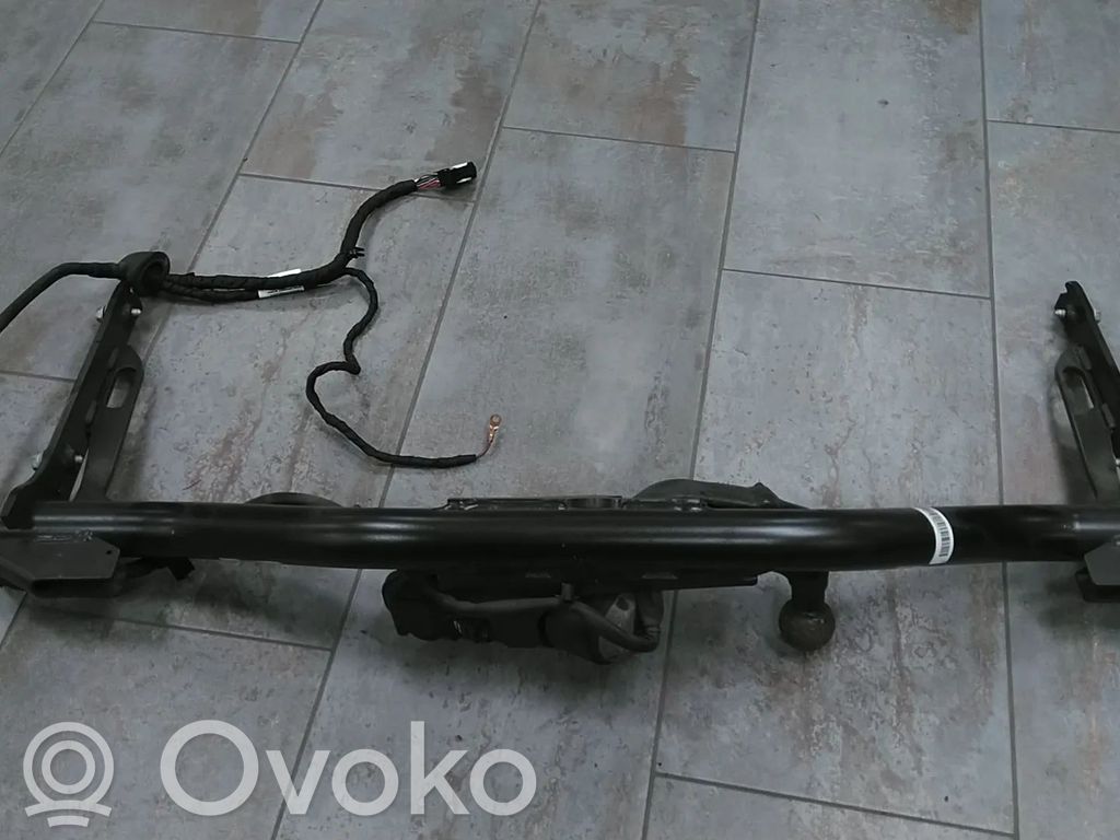 Seat Leon IV Set bară remorcare 