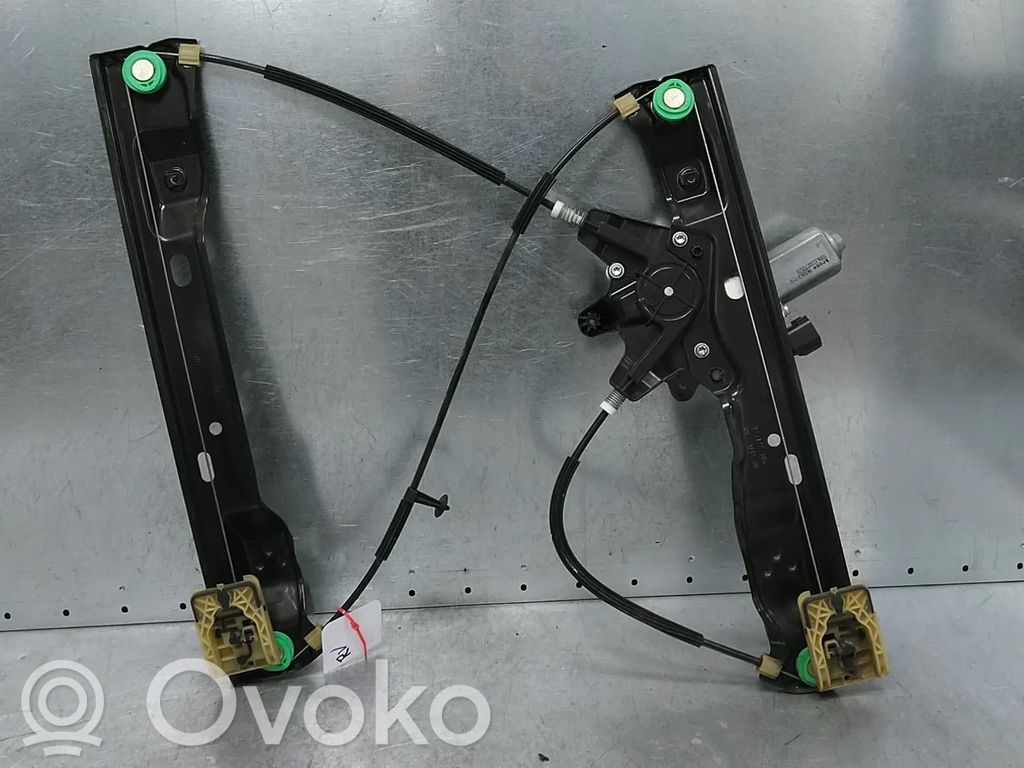 Ford Focus Front window lifting mechanism without motor 