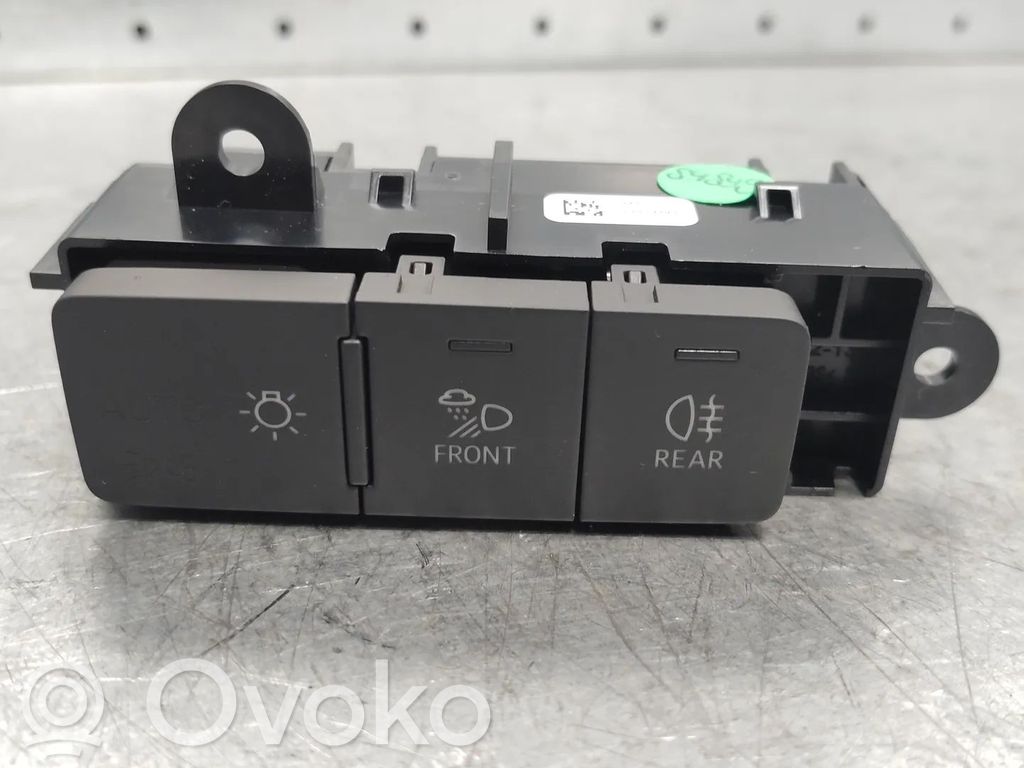Audi Q3 F3 Cita veida salona detaļa 
