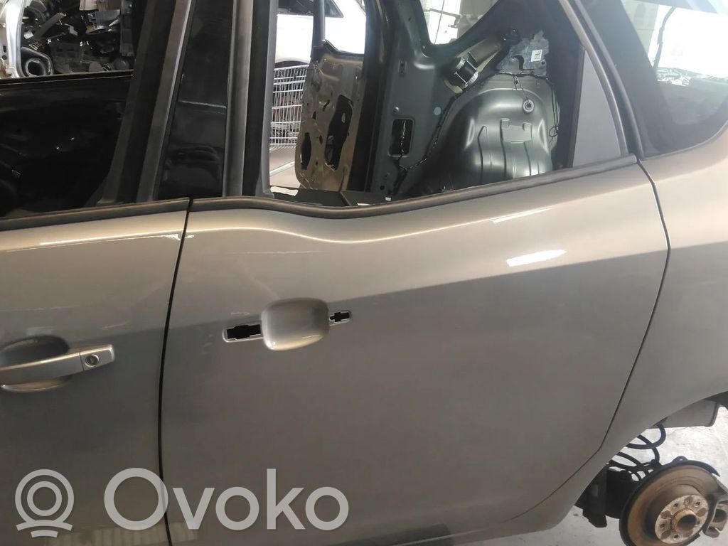 Opel Meriva B Puerta trasera 