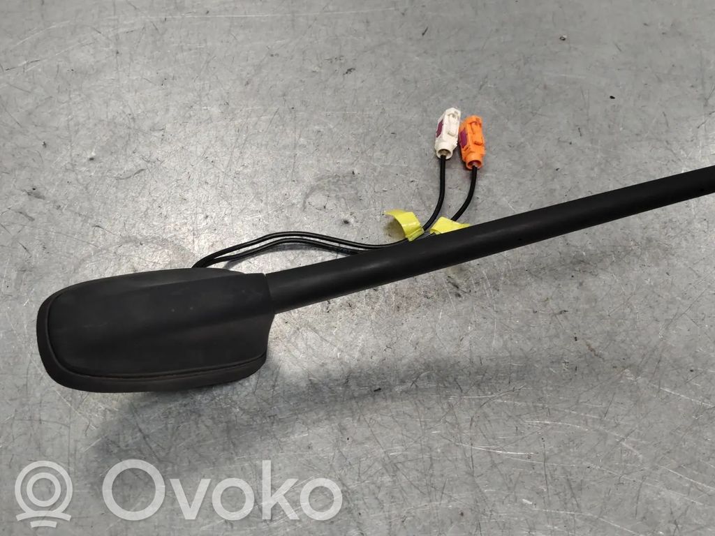 Opel Vivaro Radio antena 