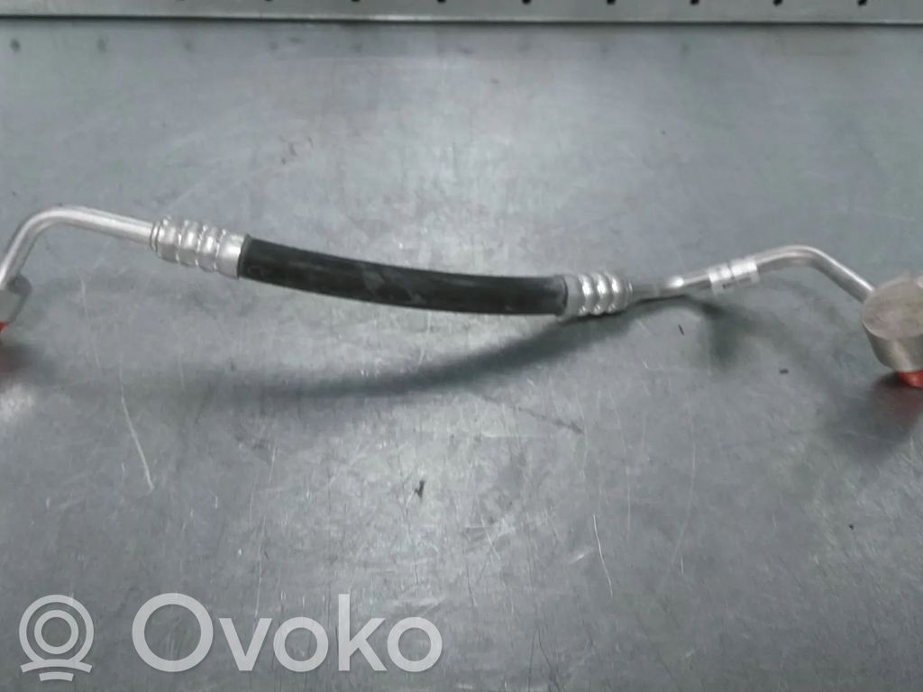 Ilmastointilaitteen putki (A/C)   4KE816704F