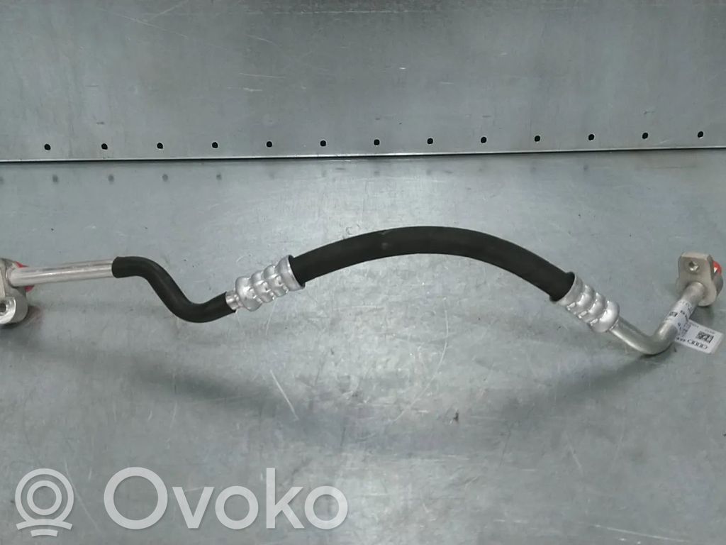 Ilmastointilaitteen putki (A/C)   4KE816700D