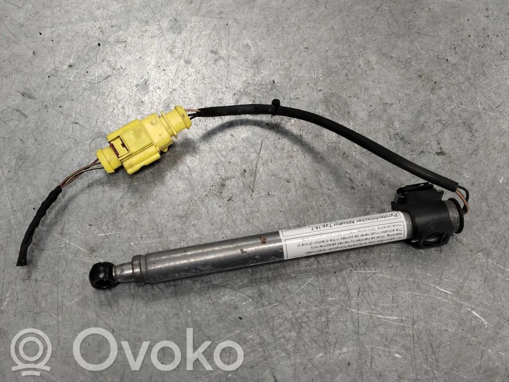 Audi A4 S4 B9 Alte piese de sub caroserie 