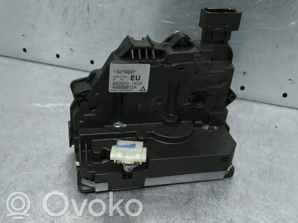 Opel Meriva B Zamek drzwi tylnych 