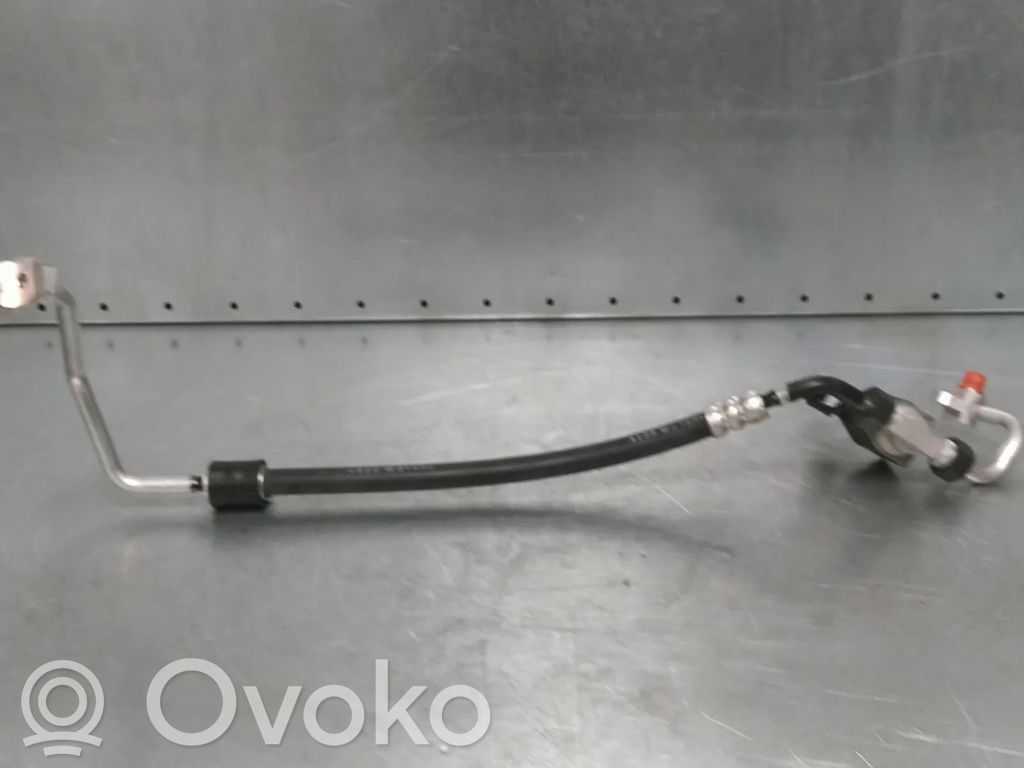Ilmastointilaitteen putki (A/C)   4KL816720J,4KL816720G