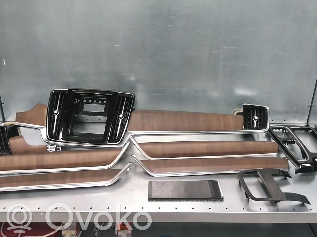 Volvo S90, V90 Inne części wnętrza samochodu 