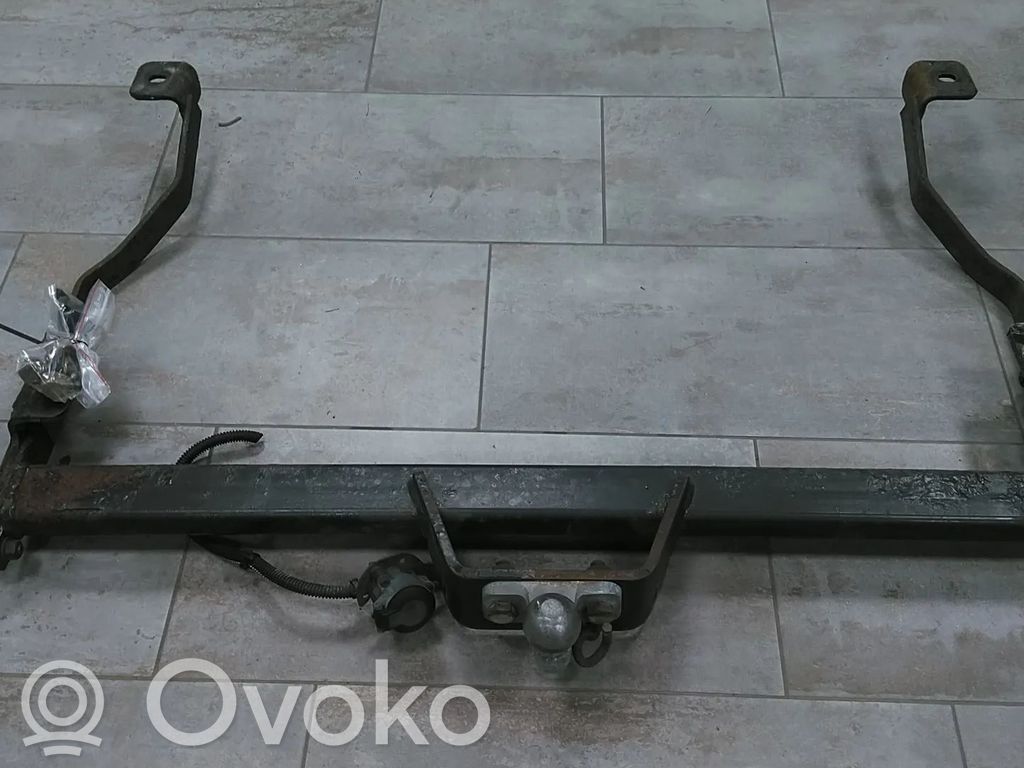 Renault Trafic III (X82) Hak holowniczy / Komplet 