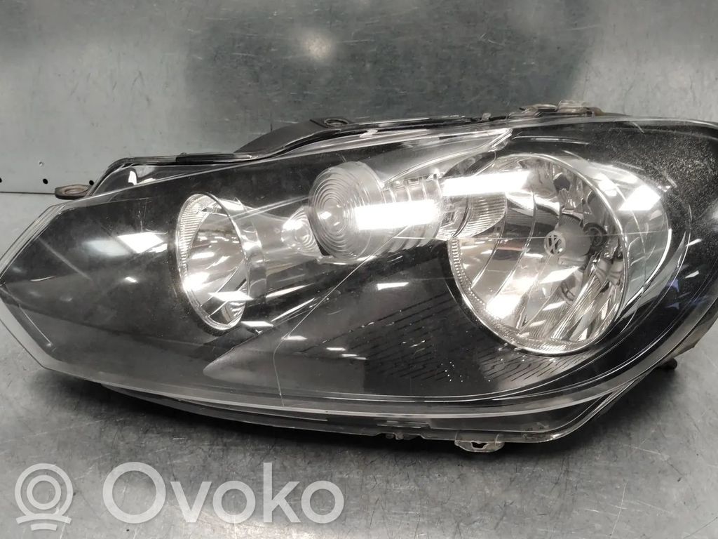 Volkswagen Golf VI Lampa przednia 