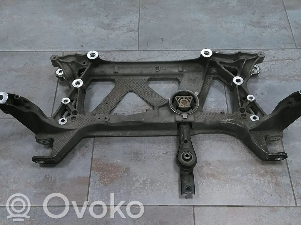 Volkswagen PASSAT B8 Subcadru frontal 
