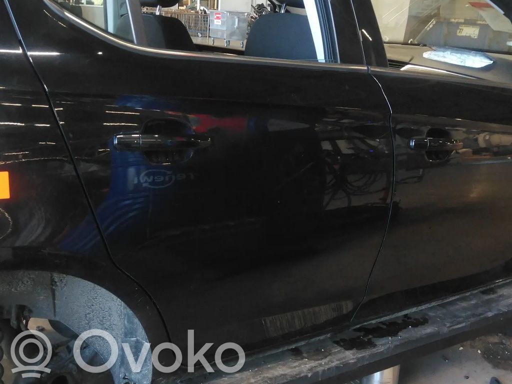 Opel Corsa E Galinės durys 
