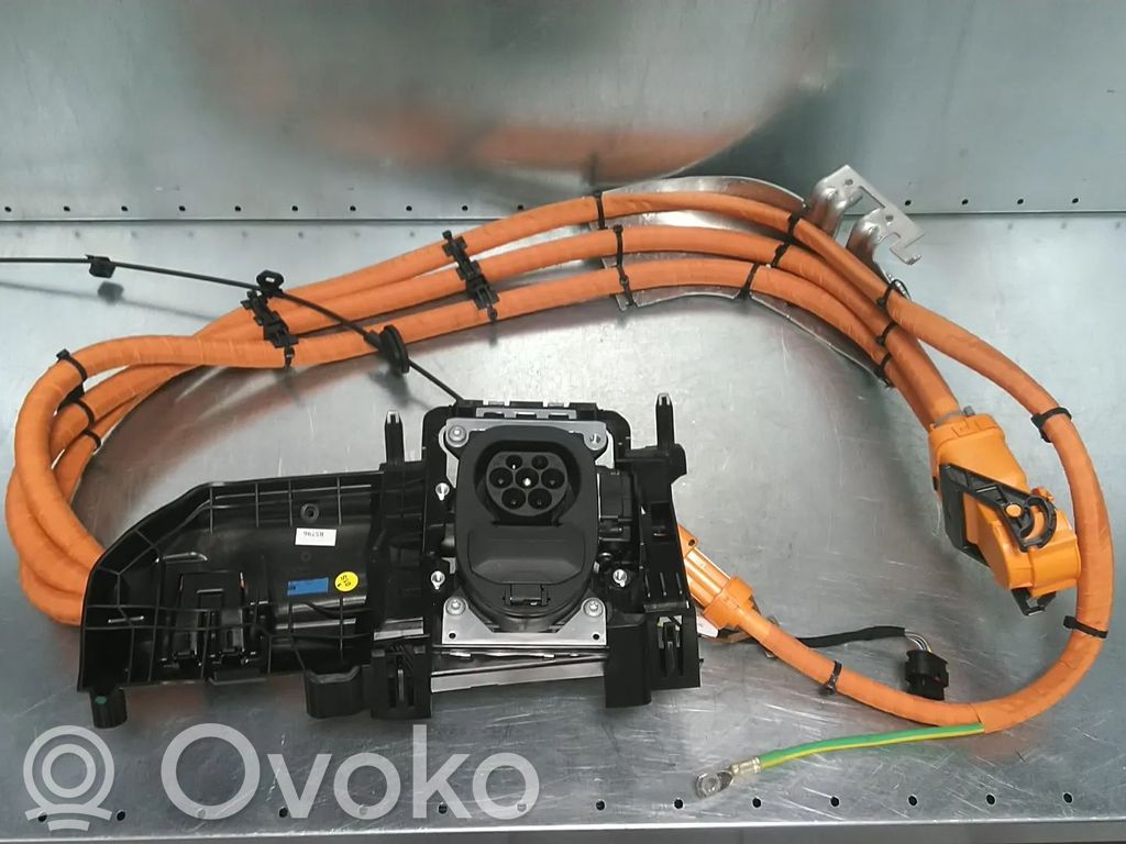 Cable de alta tensión   85F971093F