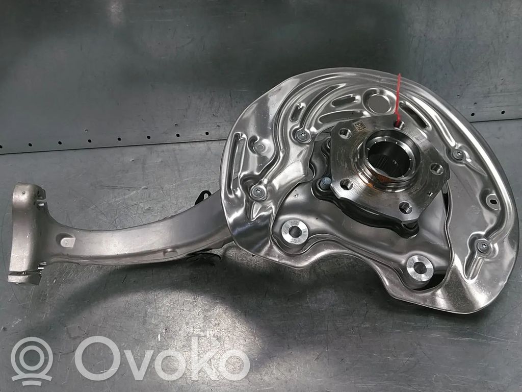Audi A5 Zwrotnica koła przedniego 