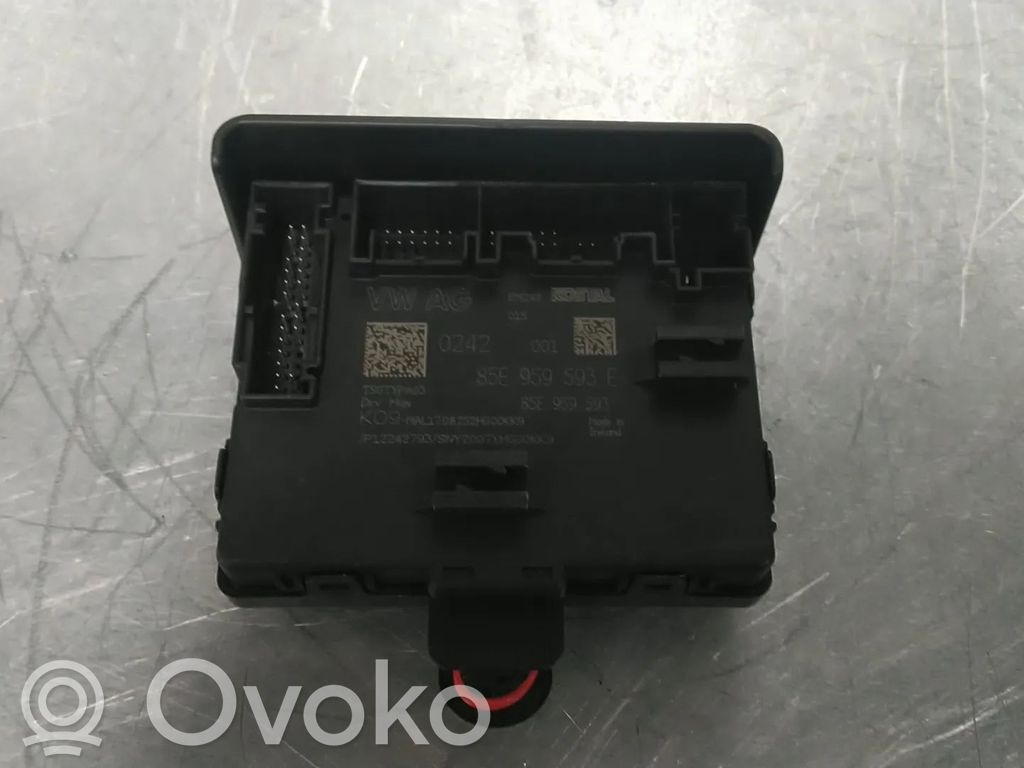 Audi A5 Oven ohjainlaite/moduuli 