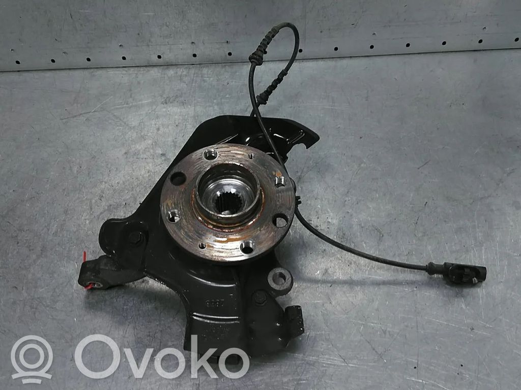 Opel Corsa E Achsschenkel vorne 