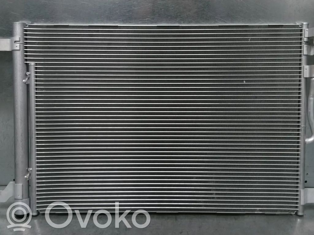 Volkswagen Touran III Radiator răcire A/C (condensor) 