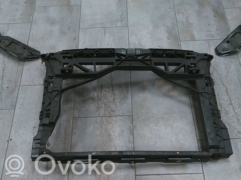 Seat Leon (5F) Radiatorių panelė 