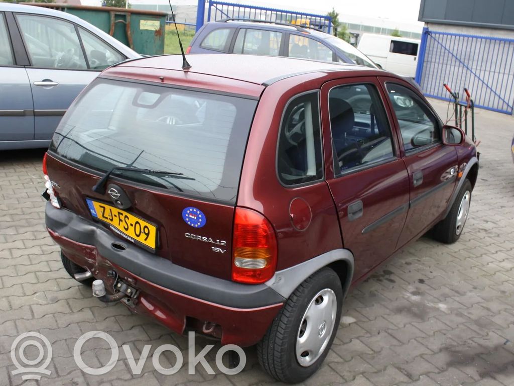 Opel Corsa B Takavalot 