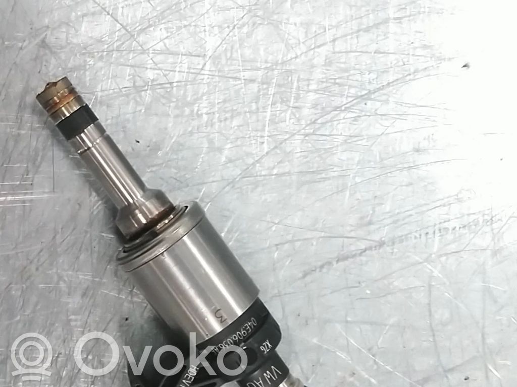 Audi A3 S3 8V Fuel injector 