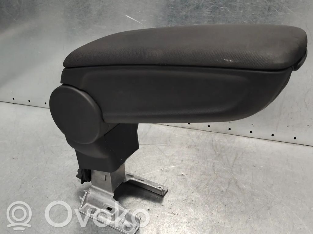 Audi A1 Center console 