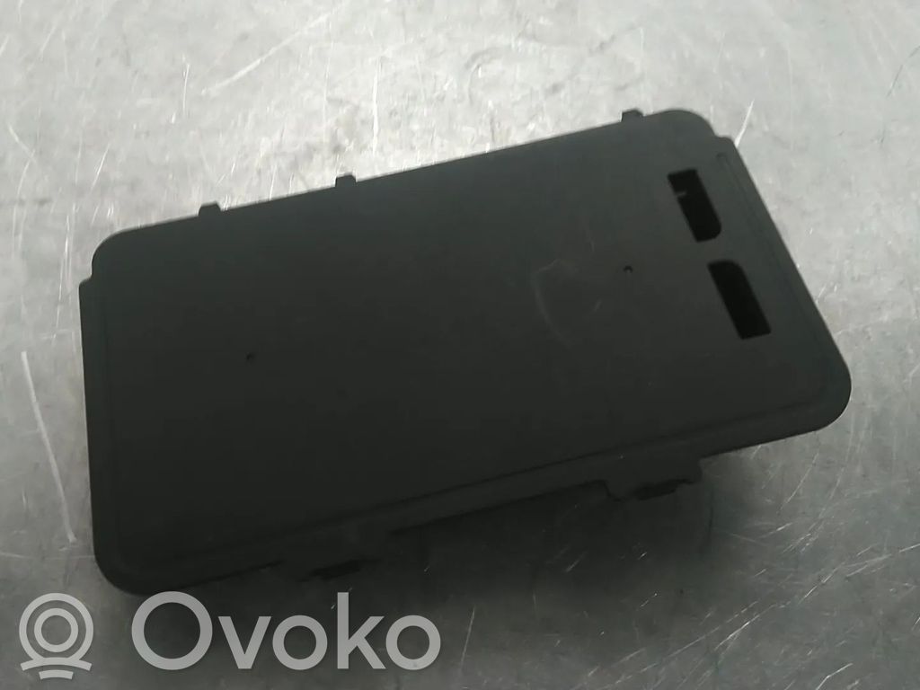 Volkswagen Golf VIII Modul încărcare wireless 