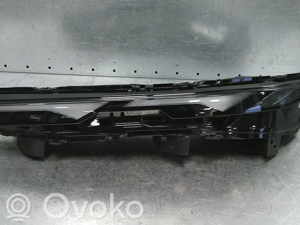 BMW XM Headlight/headlamp 
