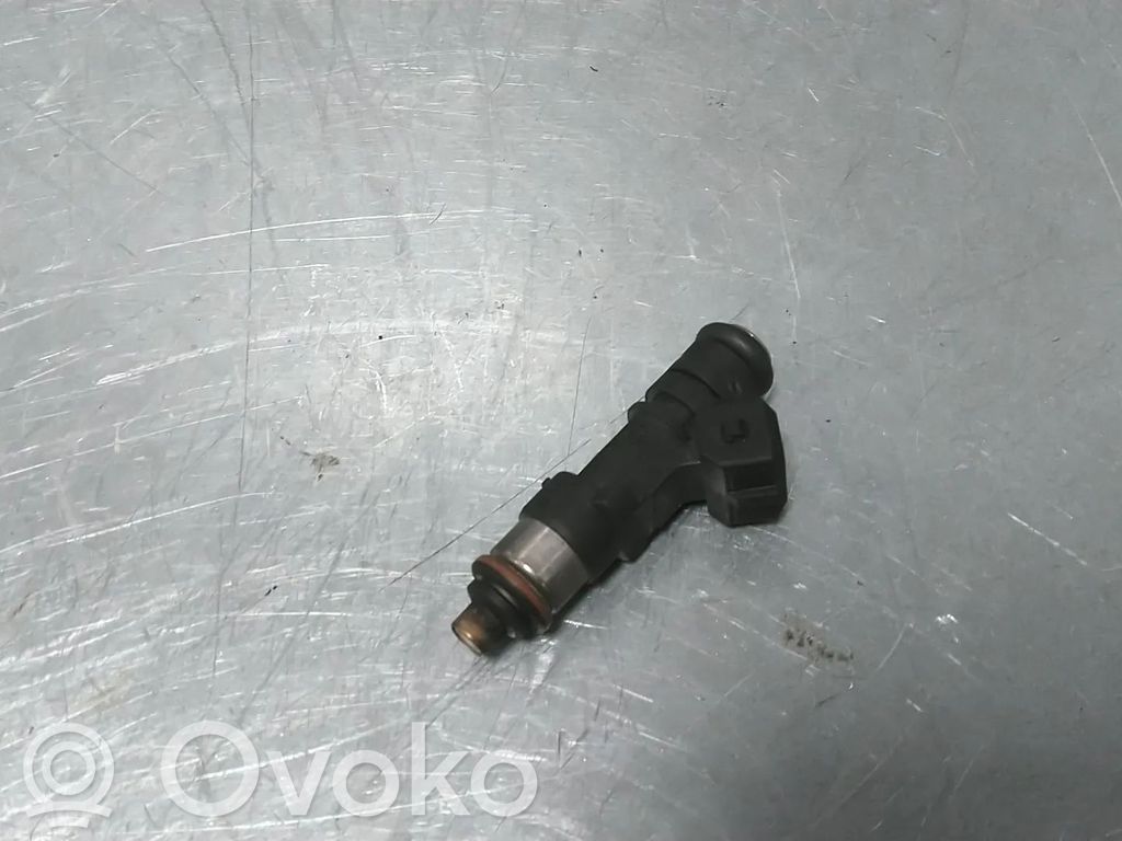 Ford Fiesta Fuel injector 