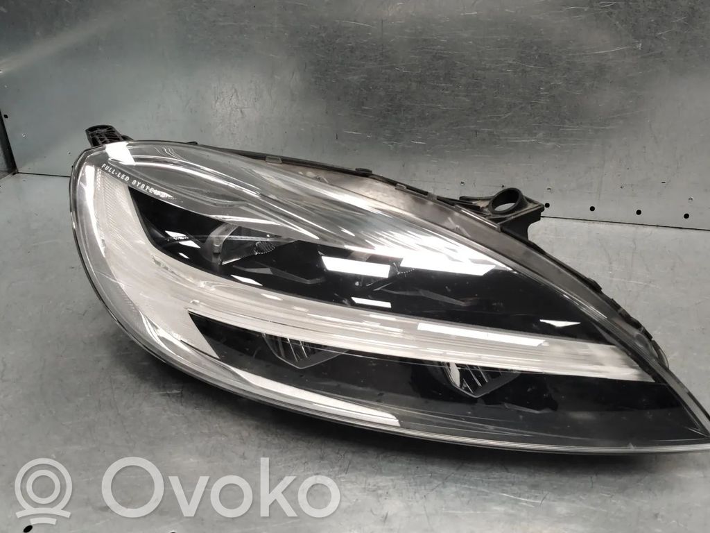 Volvo V40 Scheinwerfer 